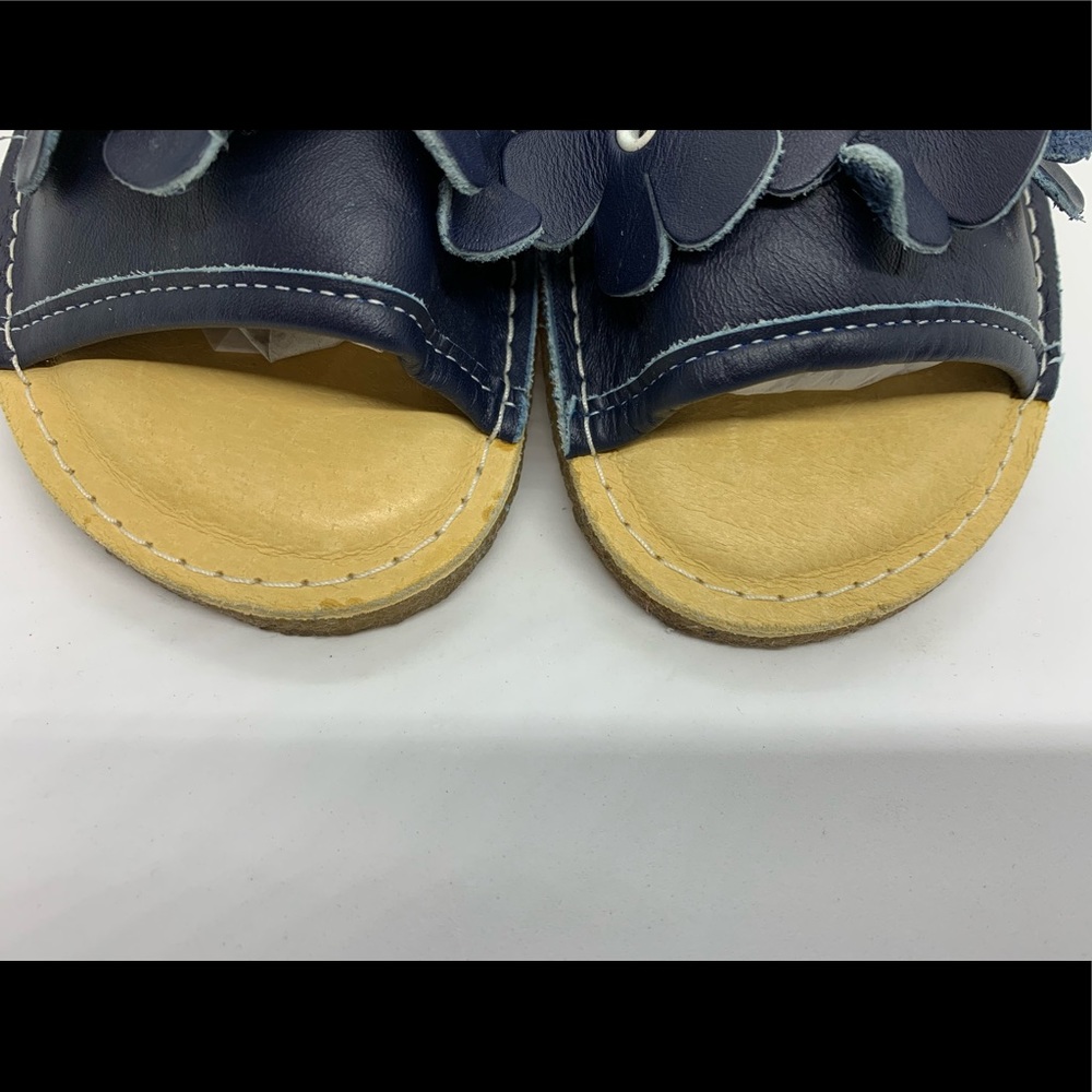 Private Listing Bear Feet Navy Leather Flower Sandal Green woven 2 @darlingisaid - Picture 5 of 6